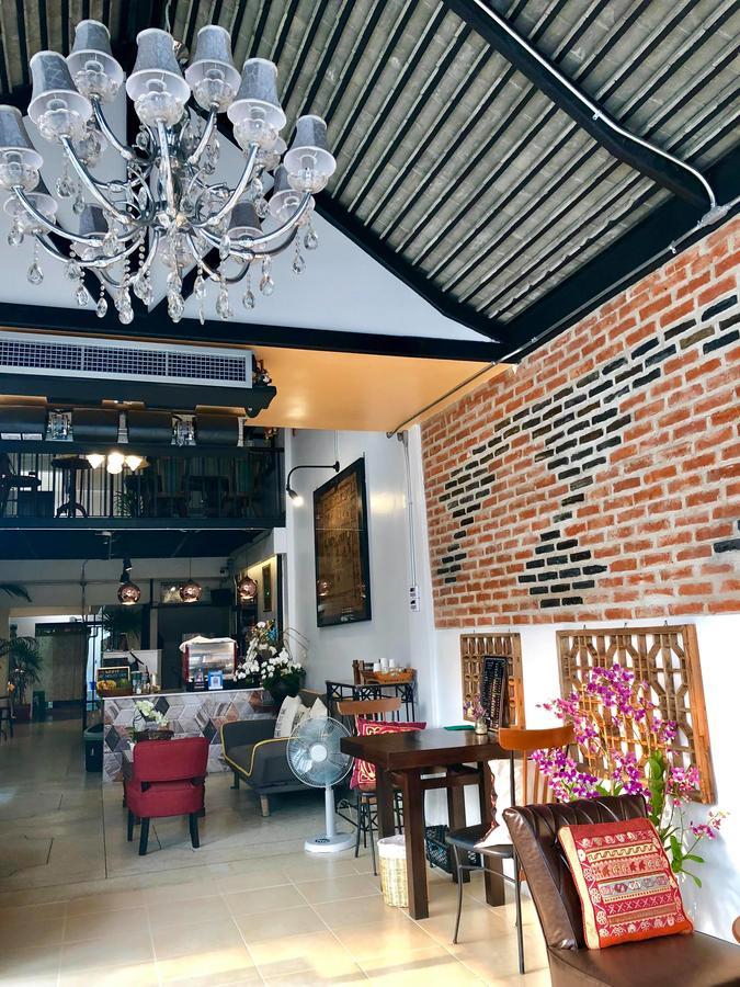 Hotel Hp House Cafe' Chiang Mai Esterno foto